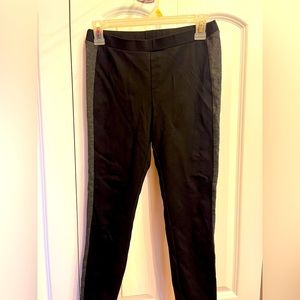 Black leggings with gray side trim, size 4p